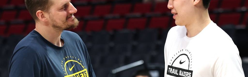 来自偶像的馈赠！约基奇打爆开拓者 杨瀚森喜提出场