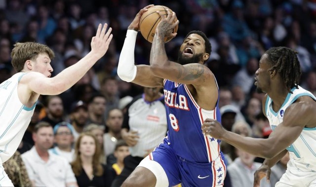 恩比德29分马克西26分乔治26+13 三球20+8黄蜂负76人