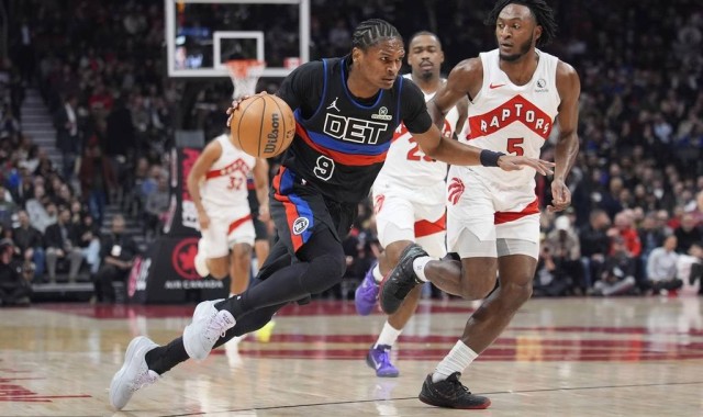 躺赢！由于雷霆负雄鹿 今日没比赛的活塞升至联盟第一